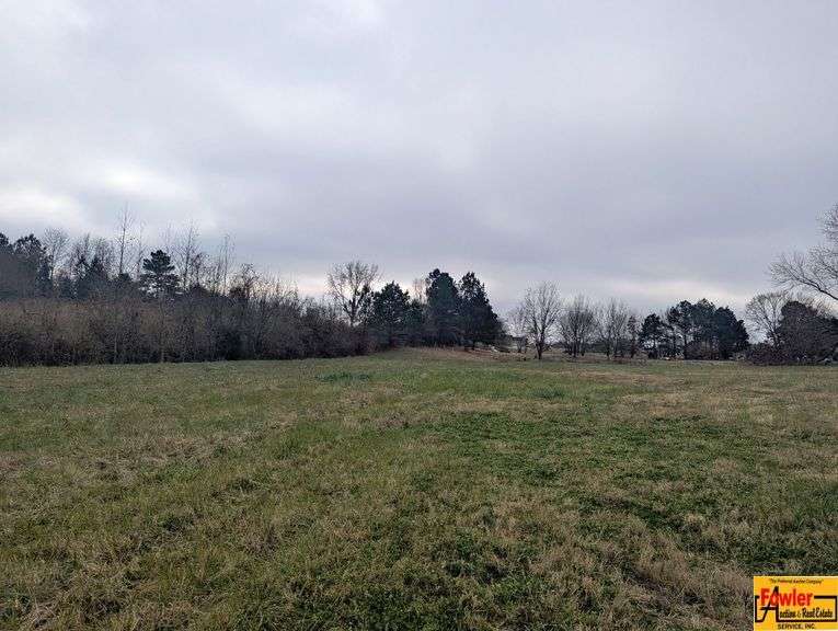 0.5± Acre Lot With Shop (mobile home will be moved prior to auction) image