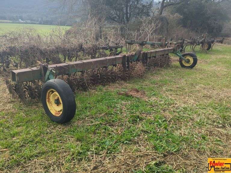 John Deere 4900 Roto Hoe image