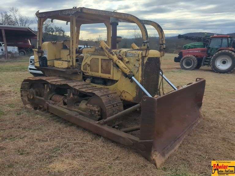 Caterpillar D6C Dozer image