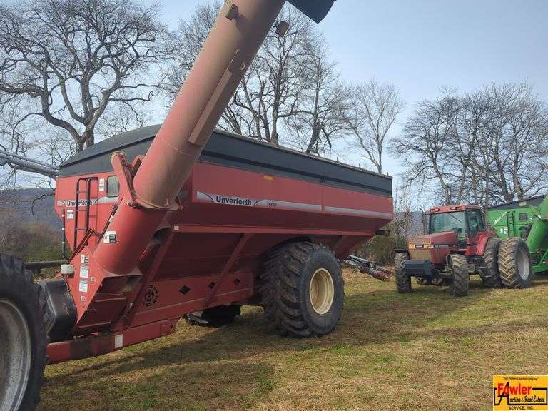 Unverferth 1110 Grain Cart; SN B23 390 118 image