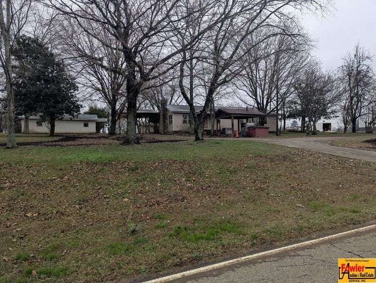 3-Bedroom Home On 4.5± Acre Lot image