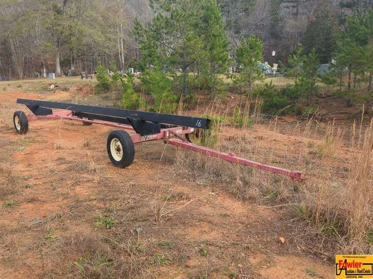 EZ Trail 680 Header Wagon image