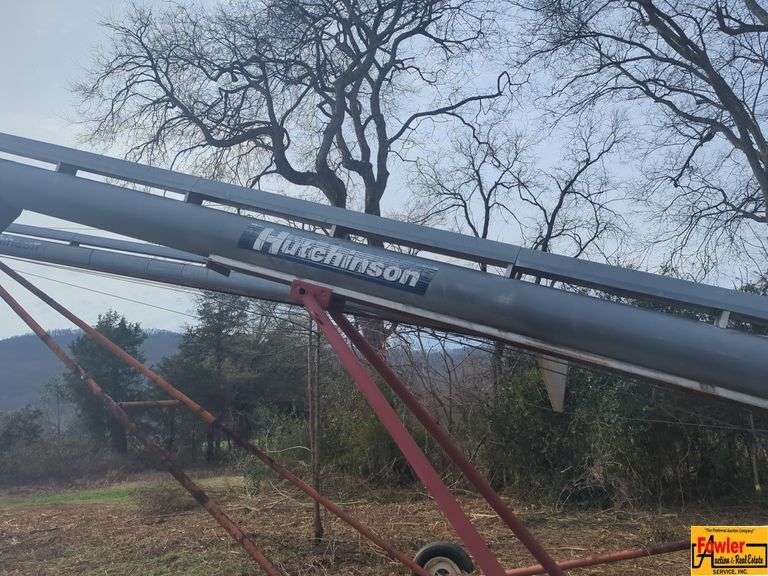Hutchinson 72' 10" Chain Auger; SN 923525 image