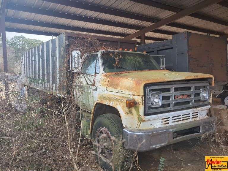 GMC 6500 Grain Truck, does not run; Bill Of Sale Only image