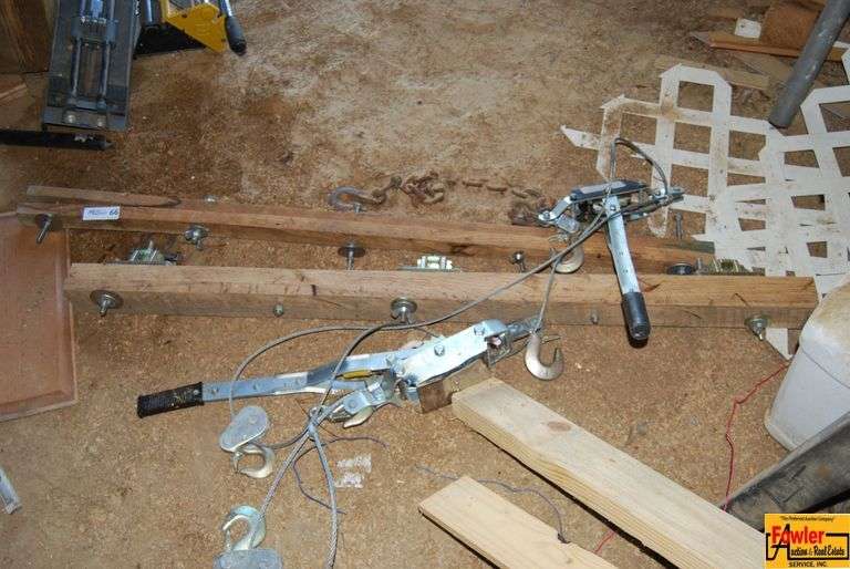 2 Fence Stretchers and Come-a-long image