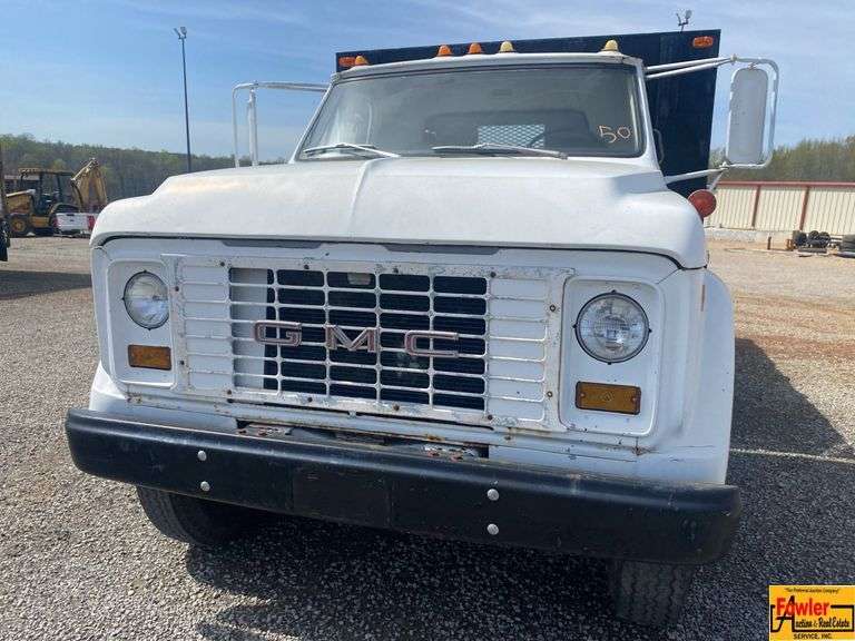 1972 GMC 5500 Flat Bed Truck; 38,068 miles showing; VIN CM503-Z139572; BILL OF SALE ONLY.  See video.