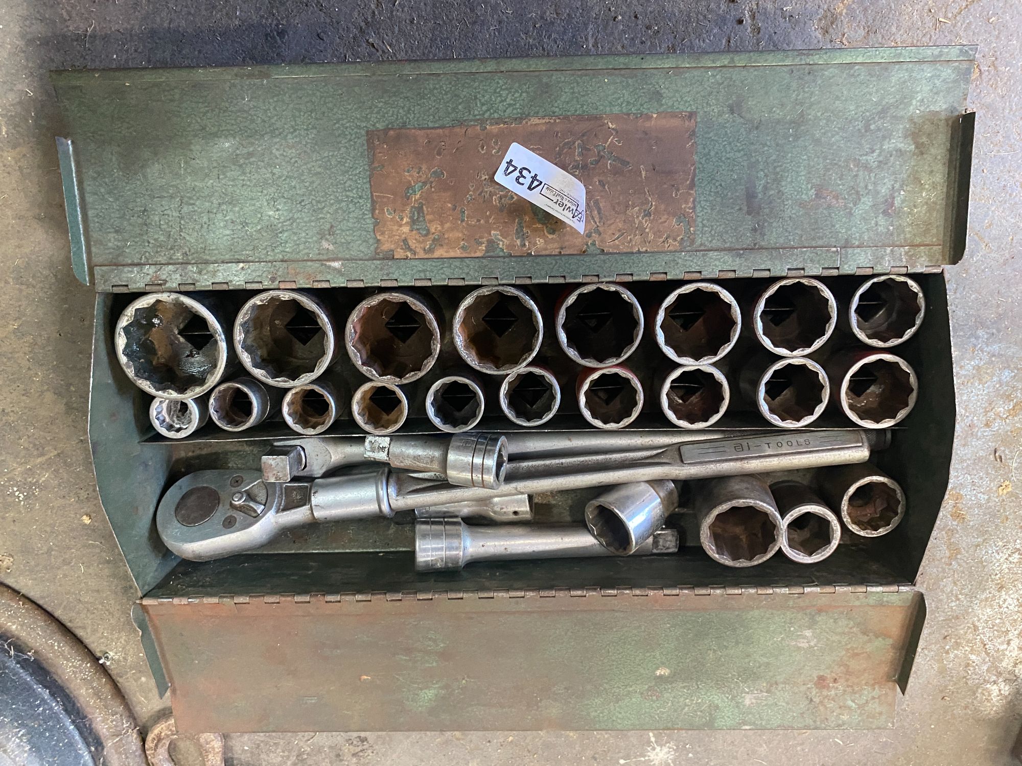 Shop Tools Plus Vintage:  Tractors, Lots Of Petroliania & Coca-Cola Signage, Radios, Game Machines, Toys & More featured photo 320