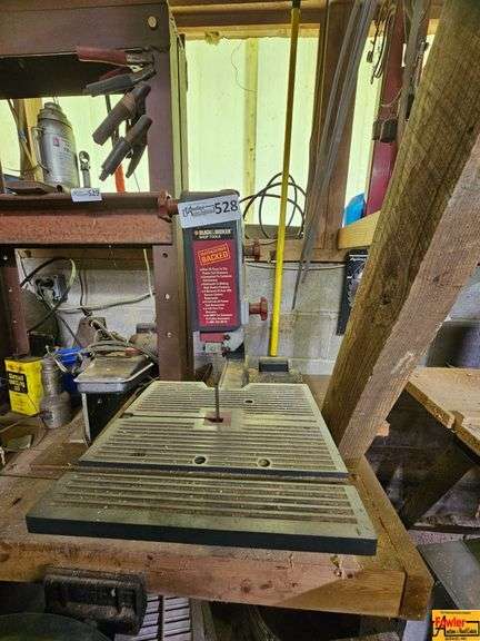 Black & Decker 10-Inch Deluxe Band Saw