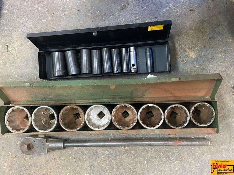 Large Socket Set with Ratchet and Extension