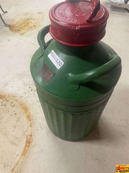 Ellis & Sons Green Liquid Container