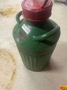 Ellis & Sons Green Liquid Container