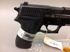 Sig Sauer P220, 45cal, 37B019867