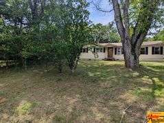 3-Bedroom House On 1 Acre± In North Madison County