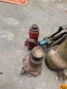 Assorted Hydraulic and Scissor Jacks