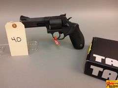 Taurus Tracker, 44Mag, 1X185653