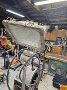 Milwaukee Radio and Industrial Shop Light