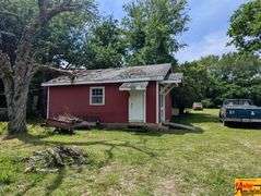 3-Bedroom House On 1 Acre± In North Madison County
