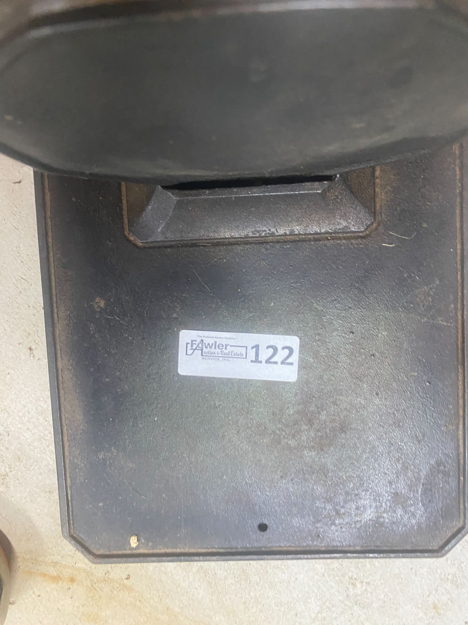 Shop Tools Plus Vintage:  Tractors, Lots Of Petroliania & Coca-Cola Signage, Radios, Game Machines, Toys & More featured photo 87