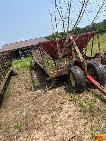Feed Wagon