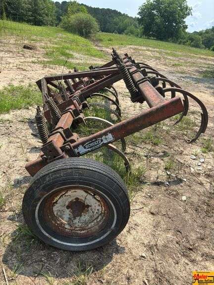 Shultz Chisel Plow