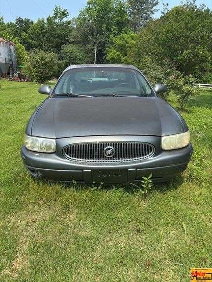 2004 Buick LeSabre, VIN 1G4HP52KX4U194993 Runs 97,000 Miles