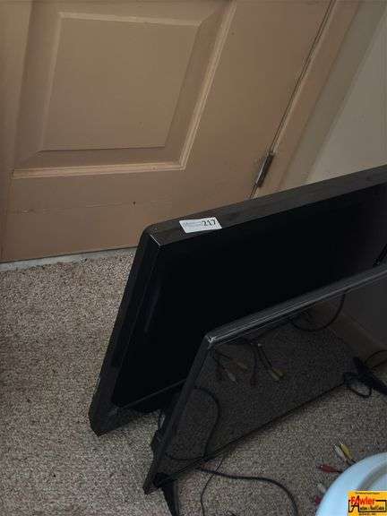 2 Flat Screen TVs