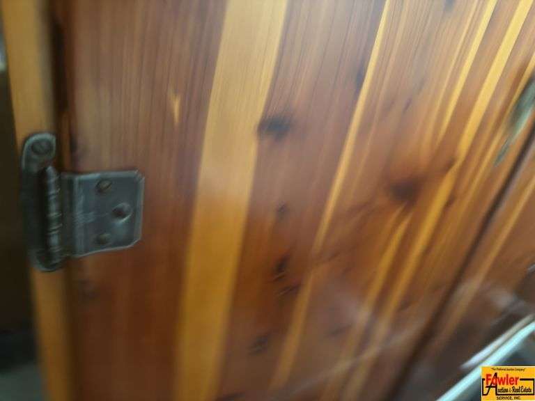 China Cabinet & Wood Cabinet