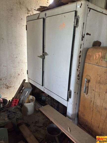 Vintage Ice Box