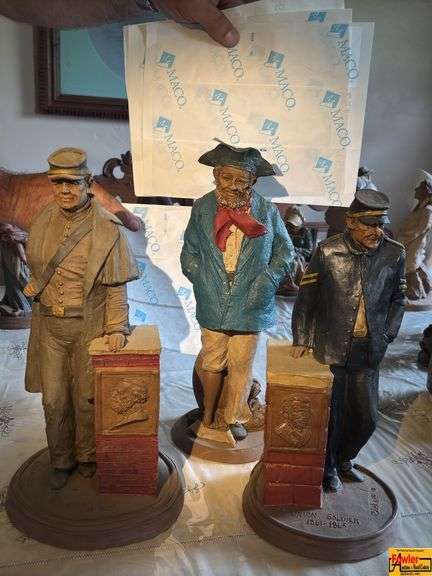 Tom Clark Figurines