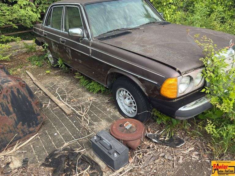 1983 Mercedes Benz 123D; VIN WDBAB33A0CA001525; Bill Of Sale Only