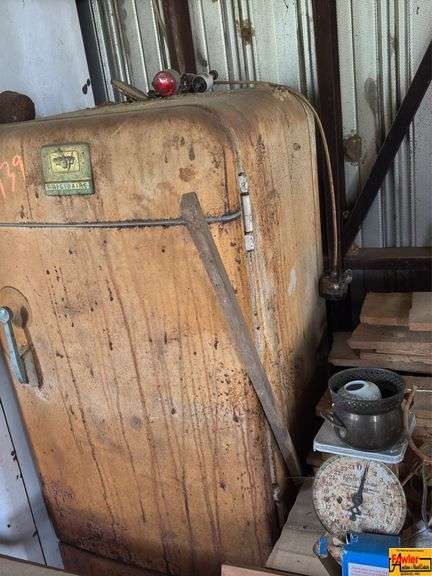 Vintage Frigidaire Refrigerator