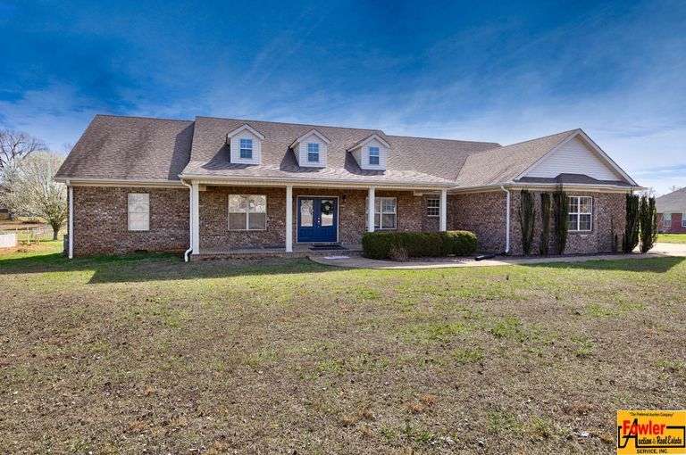 Spacious 4-Bedroom Brick Home On Large Lot Located On Ashton Lane In Ardmore, TN