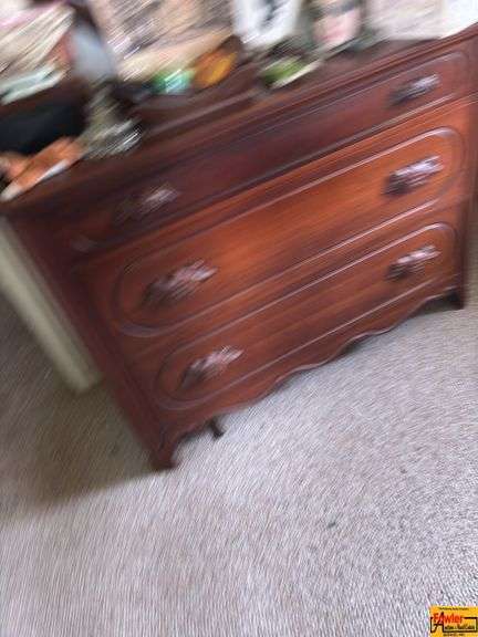 Dresser & Contents