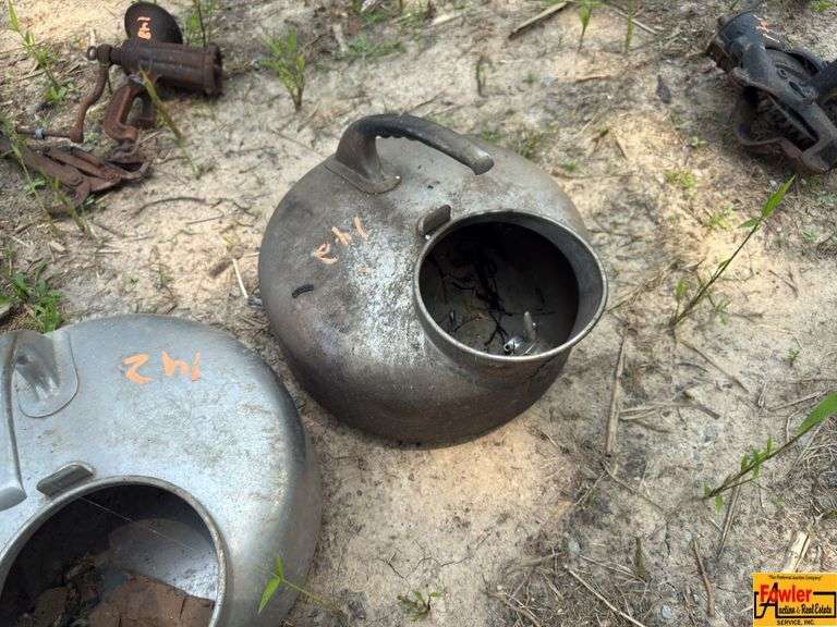 Milking Cans