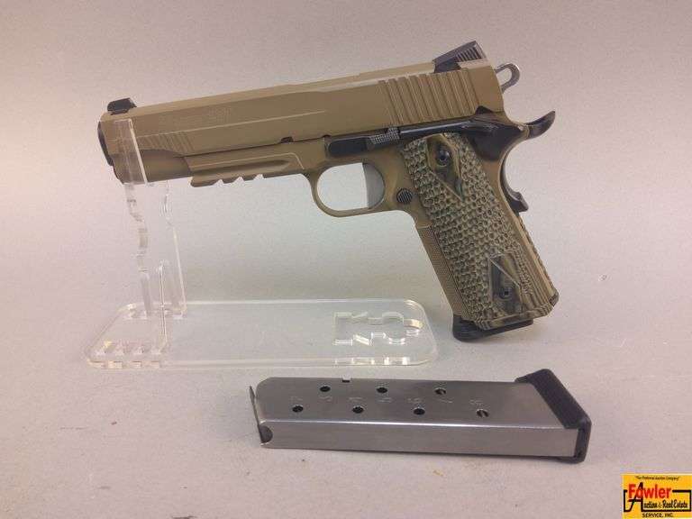 Sig Sauer 1911, 45 auto; GS53906