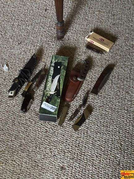 Assorted Pocket Knives