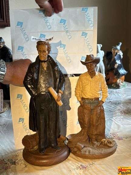 Tom Clark Figurines