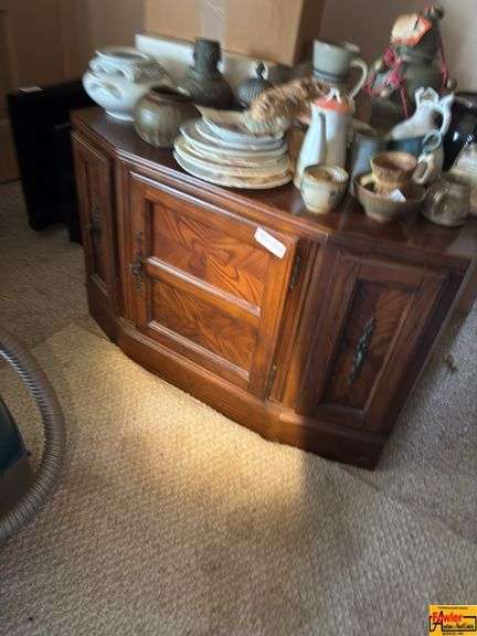 End Table (contents on top not included)