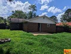 Cozy 3-Bedroom Brick Home & Lot In Convenient Location