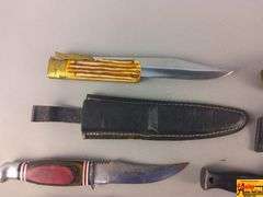 5 Knives, 4 with Sheaths