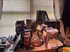 Assorted Items 271