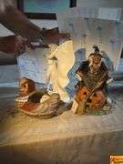 Figurines