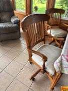 Table & Chairs