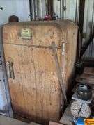 Vintage Frigidaire Refrigerator