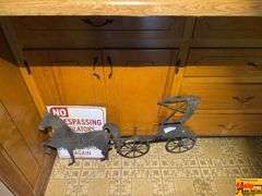 Cast Iron Horse & Buggy