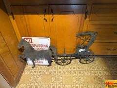 Cast Iron Horse & Buggy