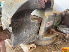 Bench Vise