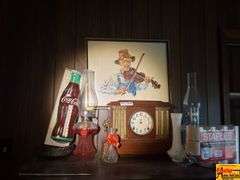 Mantle Clock, Kerosene Lamps, Wall Décor