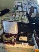 Jewelry & Cases