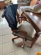 Table & Chairs